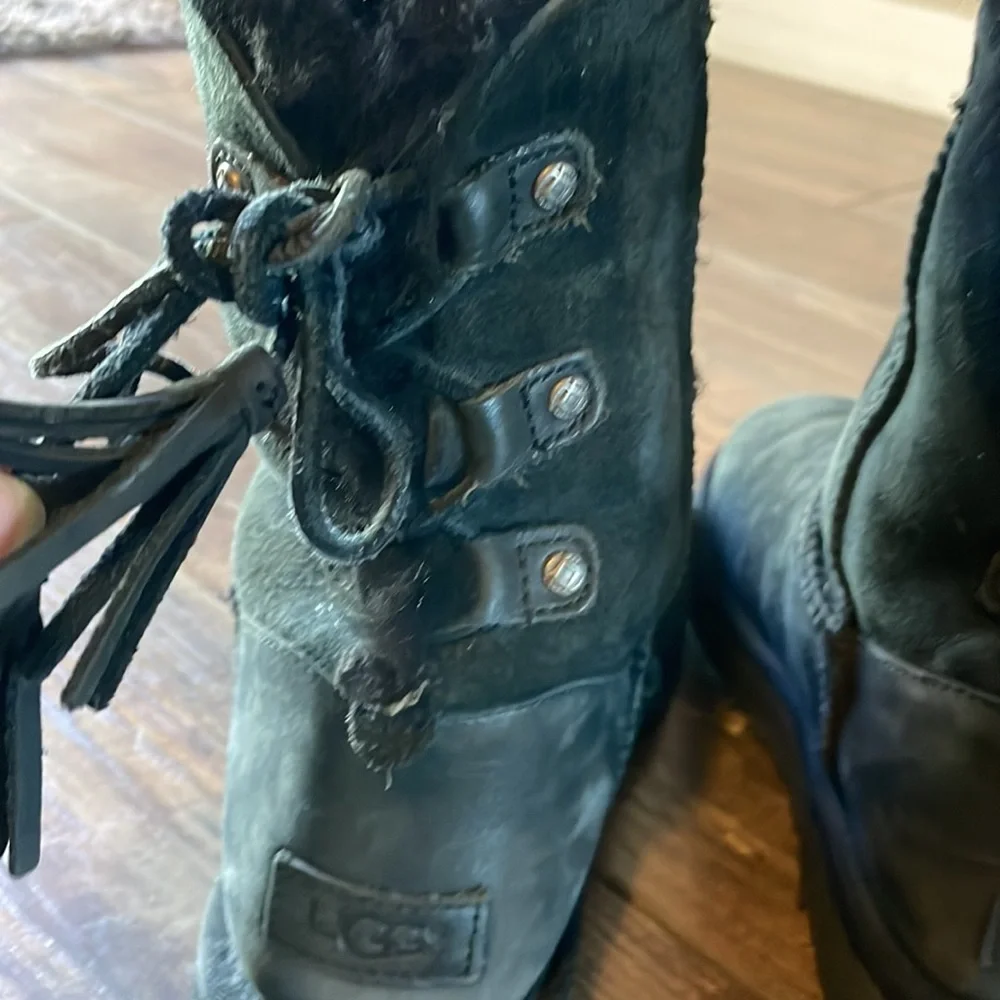 UGG Boots - Picture 7 of 13